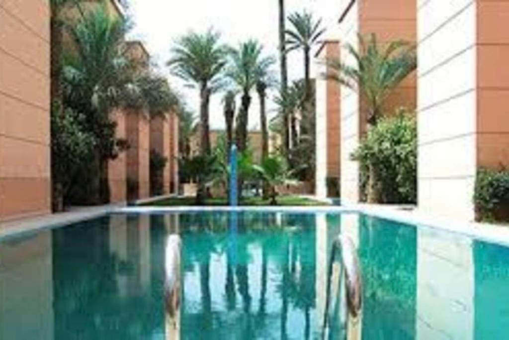 Super Riad Avec Piscine Interieure Marrákes Kültér fotó